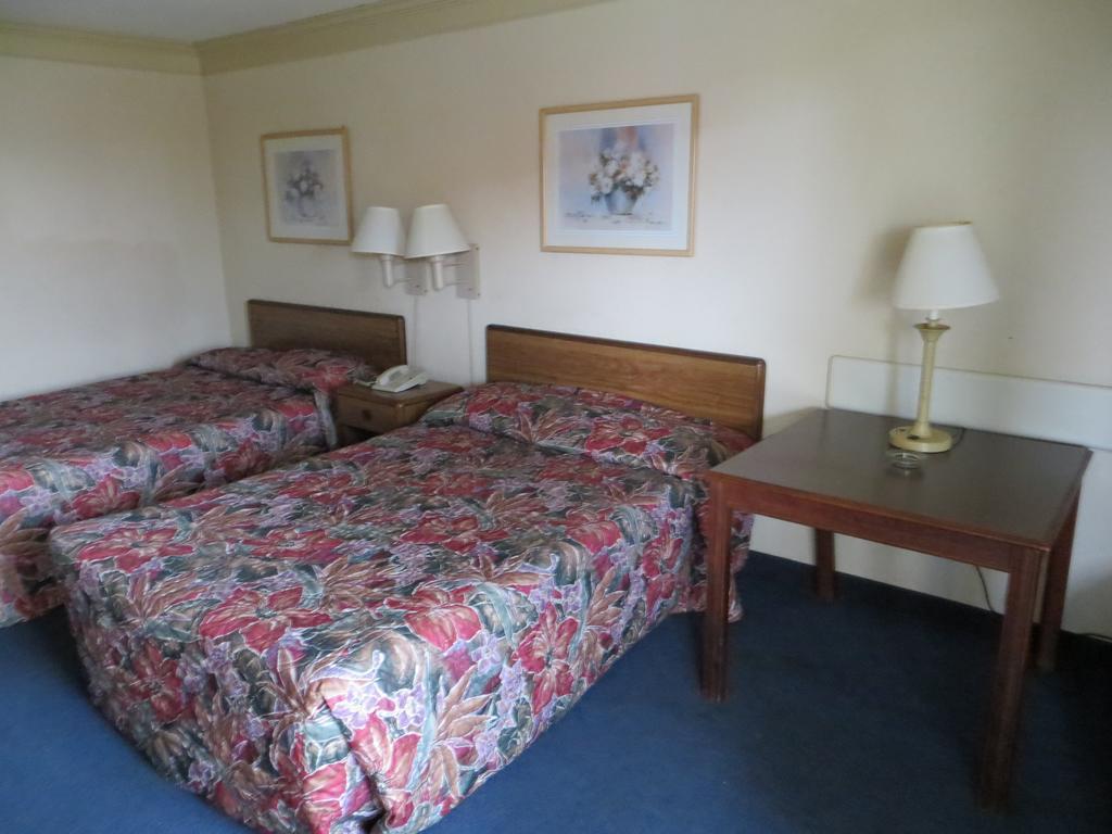 Budgetel Inn & Suites Macon Rum bild